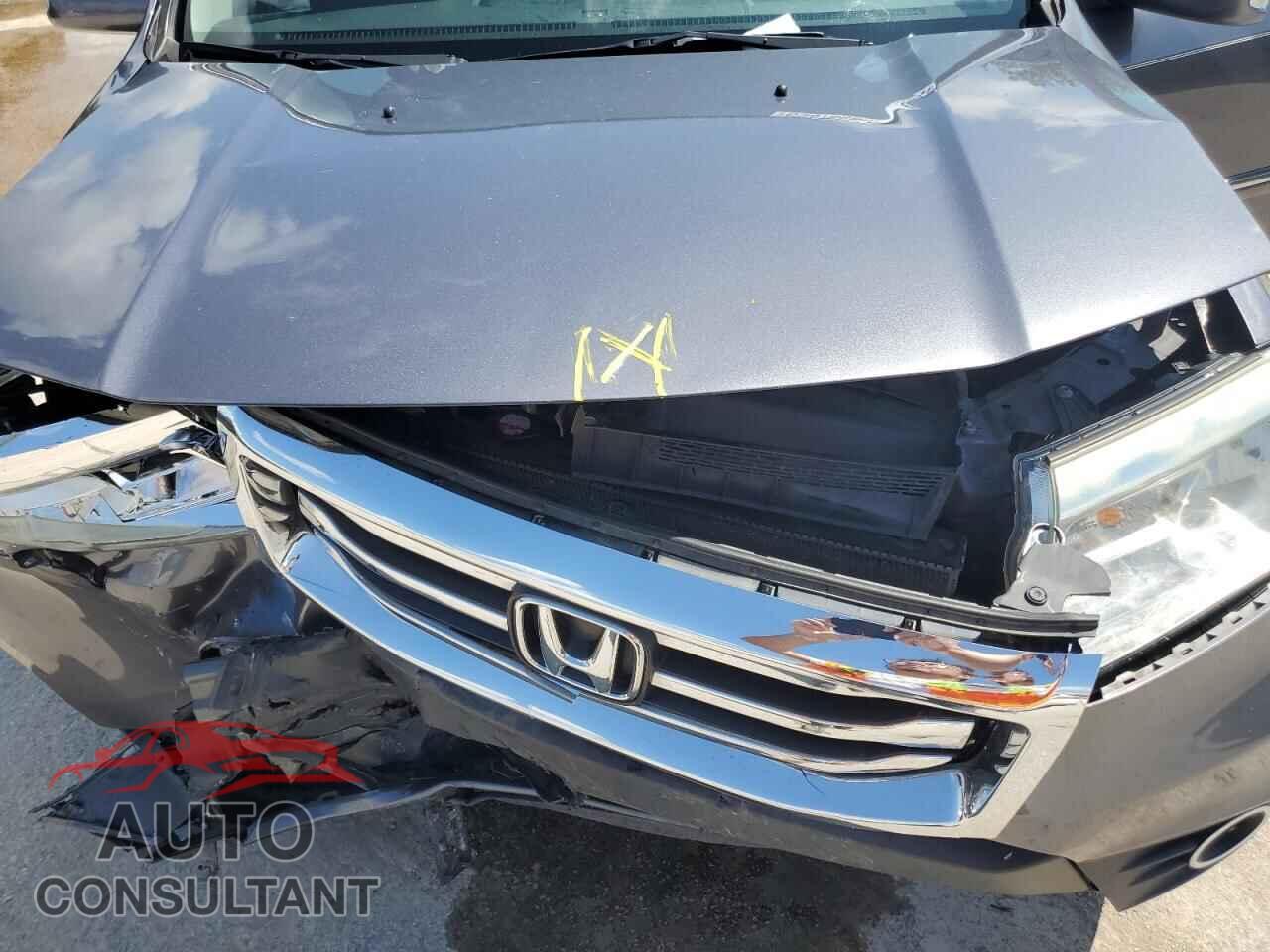HONDA PILOT 2015 - 5FNYF4H90FB070040