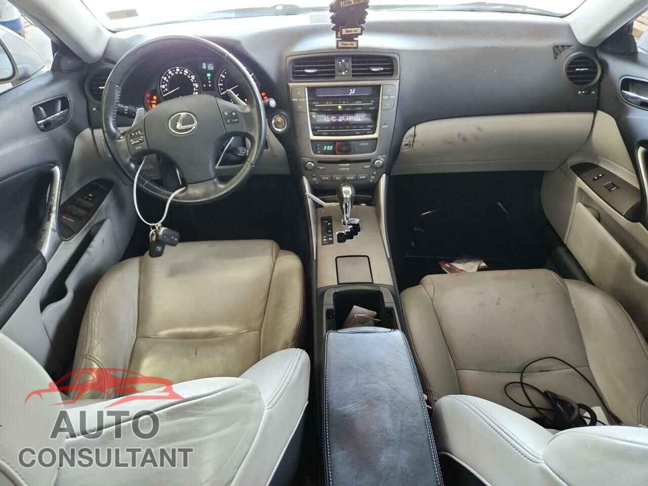 LEXUS IS 2010 - JTHBF5C23A5117950