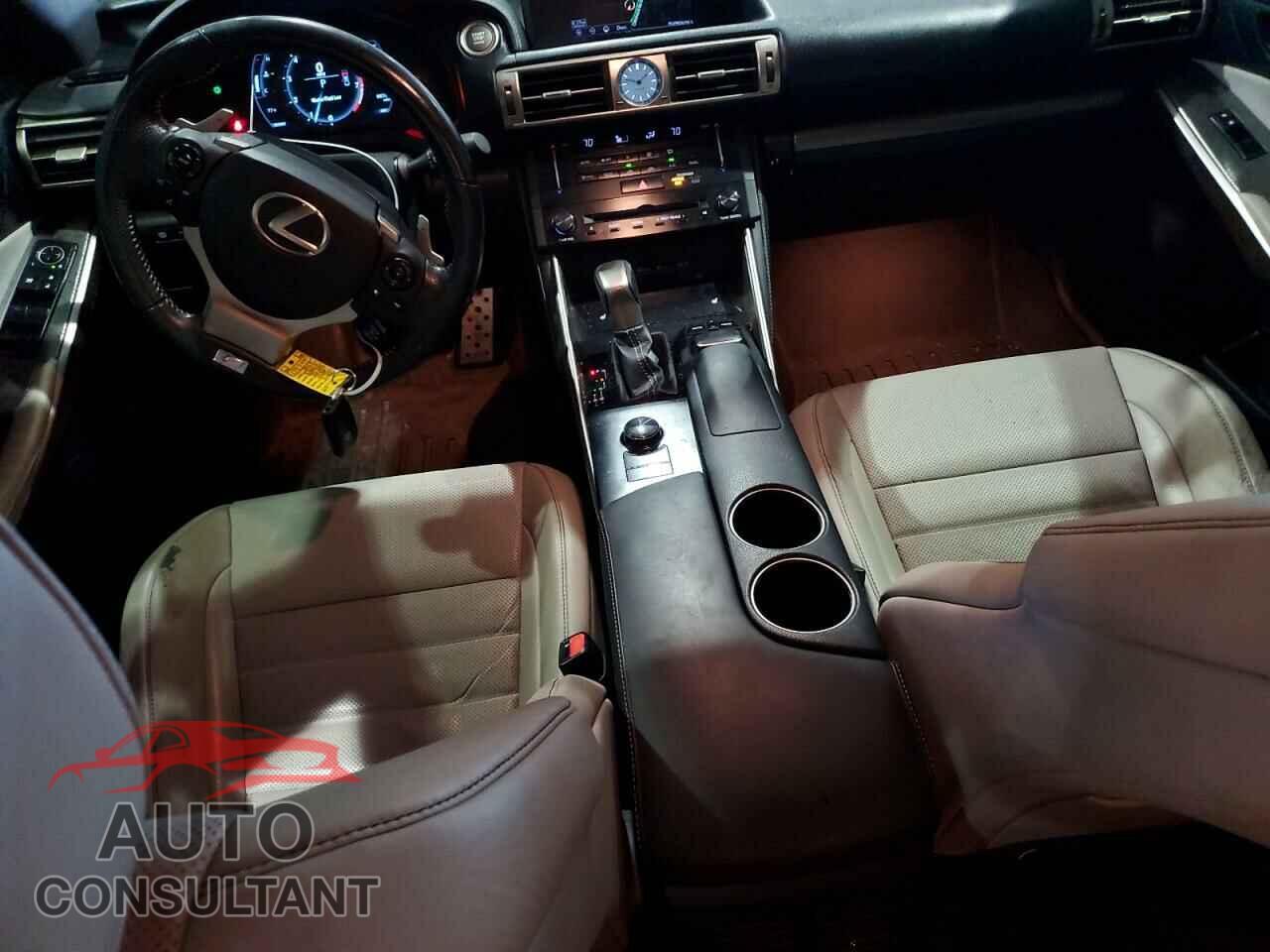 LEXUS IS 2014 - JTHCF1D29E5005543
