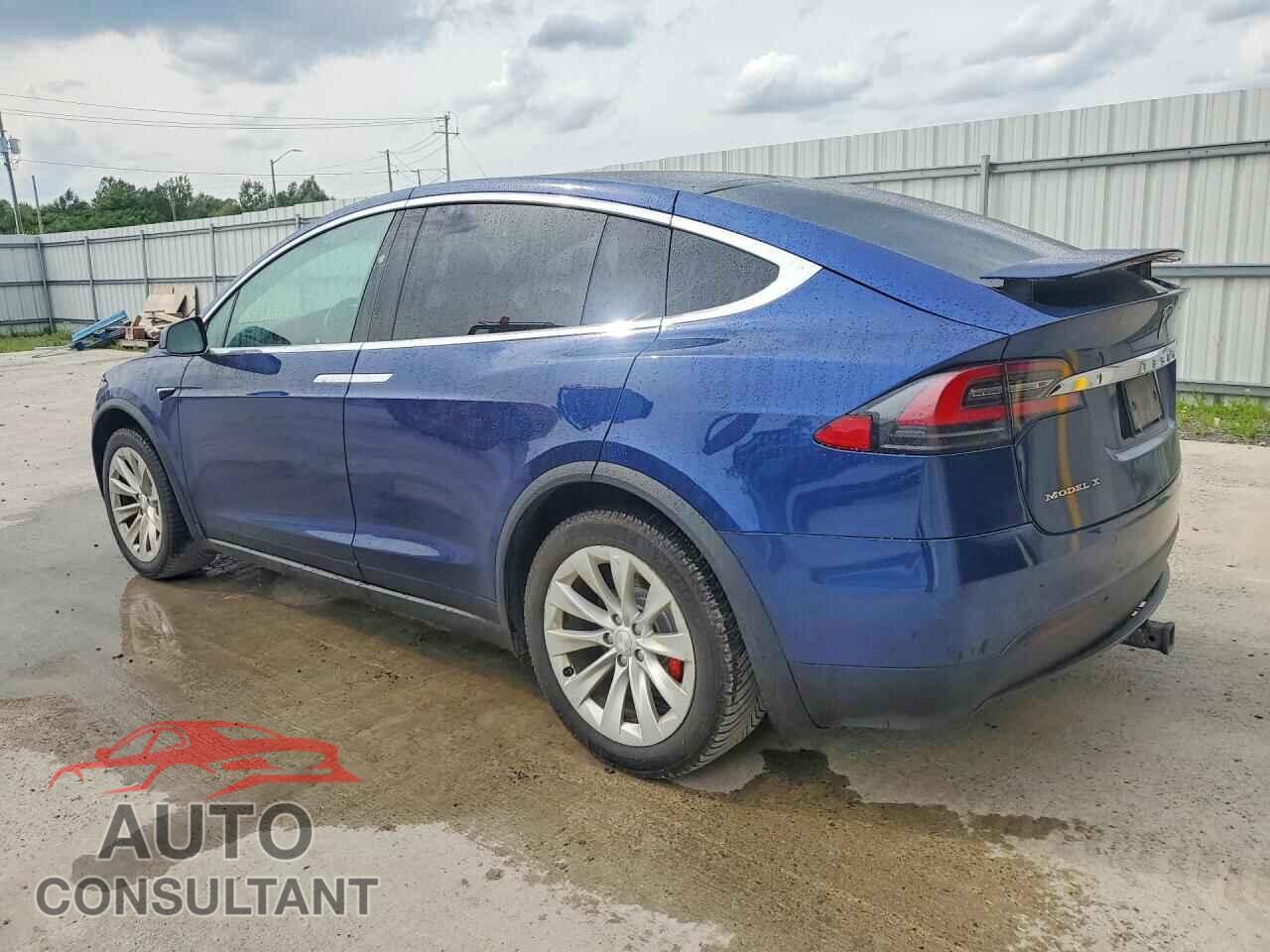 TESLA MODEL X 2018 - 5YJXCBE43JF122089