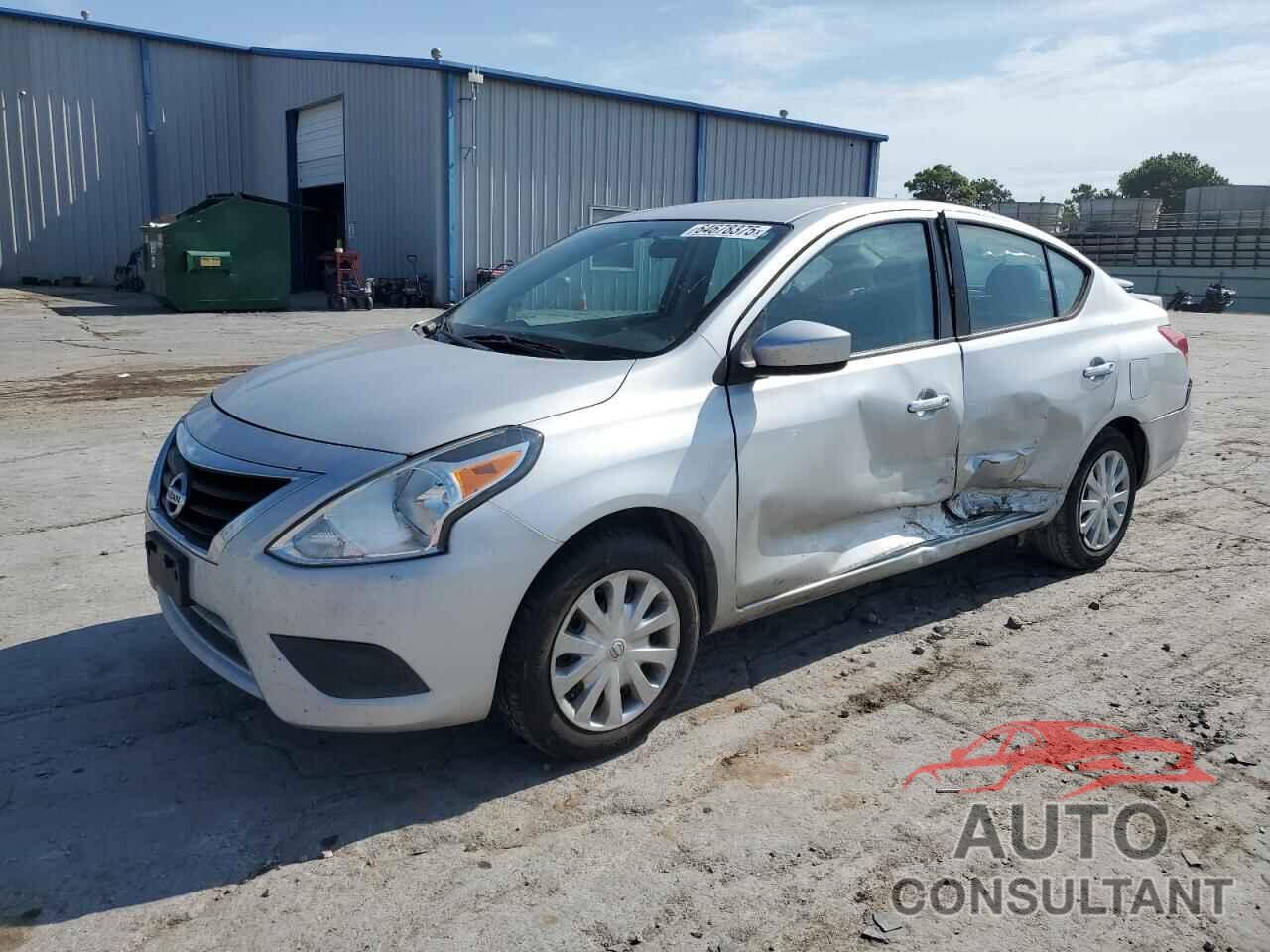 NISSAN VERSA 2018 - 3N1CN7AP7JL813362