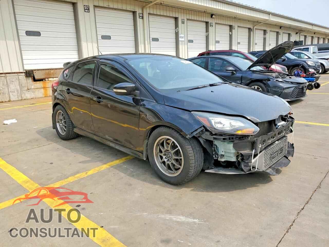 FORD FOCUS 2013 - 1FADP3L97DL201901