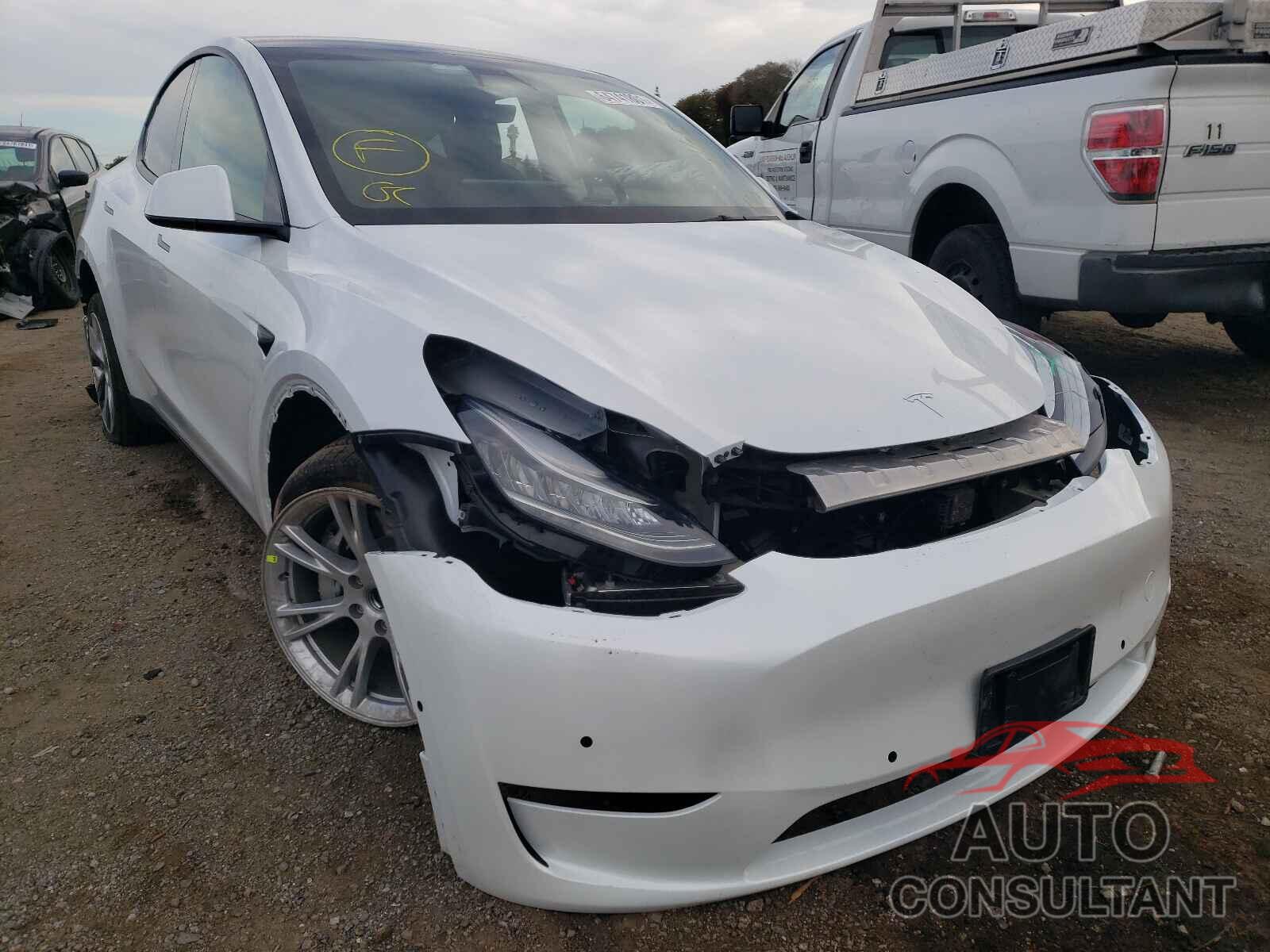 TESLA MODEL Y 2021 - 5YJYGDEE4MF094188