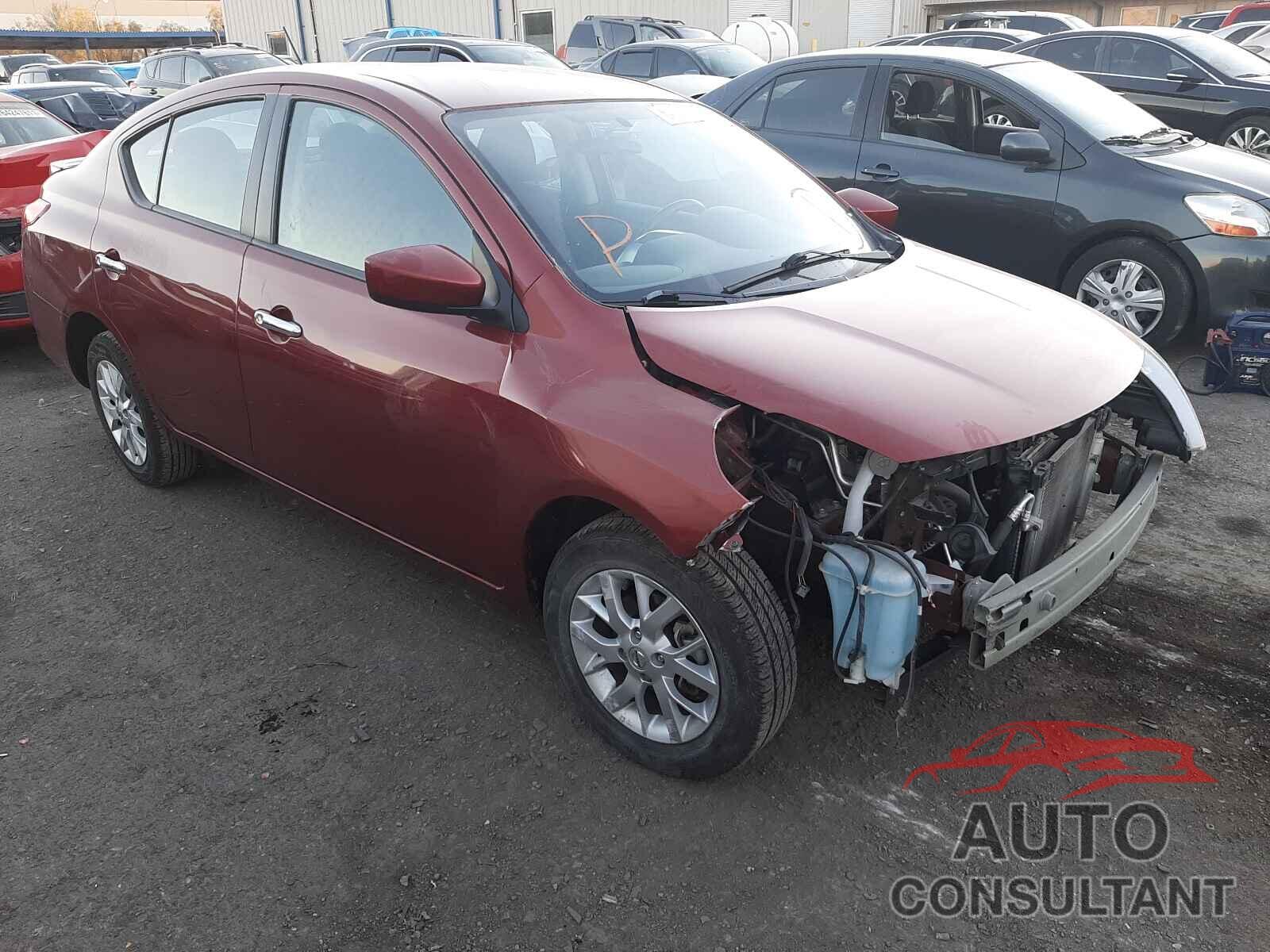 NISSAN VERSA 2018 - 3N1CN7AP8JL874493
