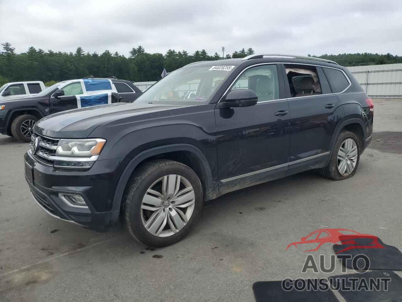VOLKSWAGEN ATLAS 2018 - 1V2NR2CA0JC501884