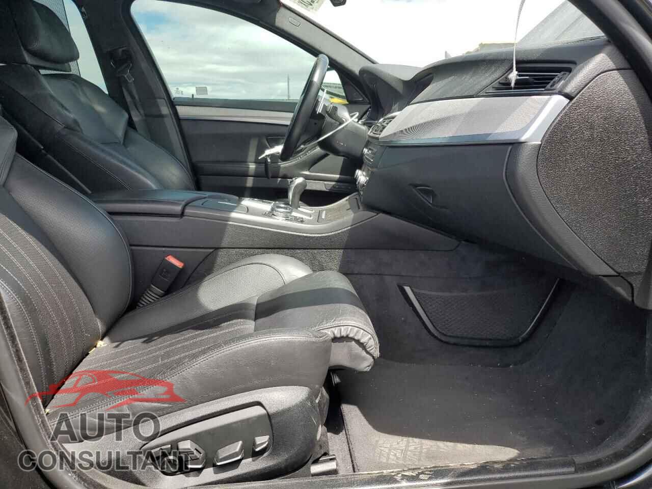 BMW M5 2014 - WBSFV9C52ED593201