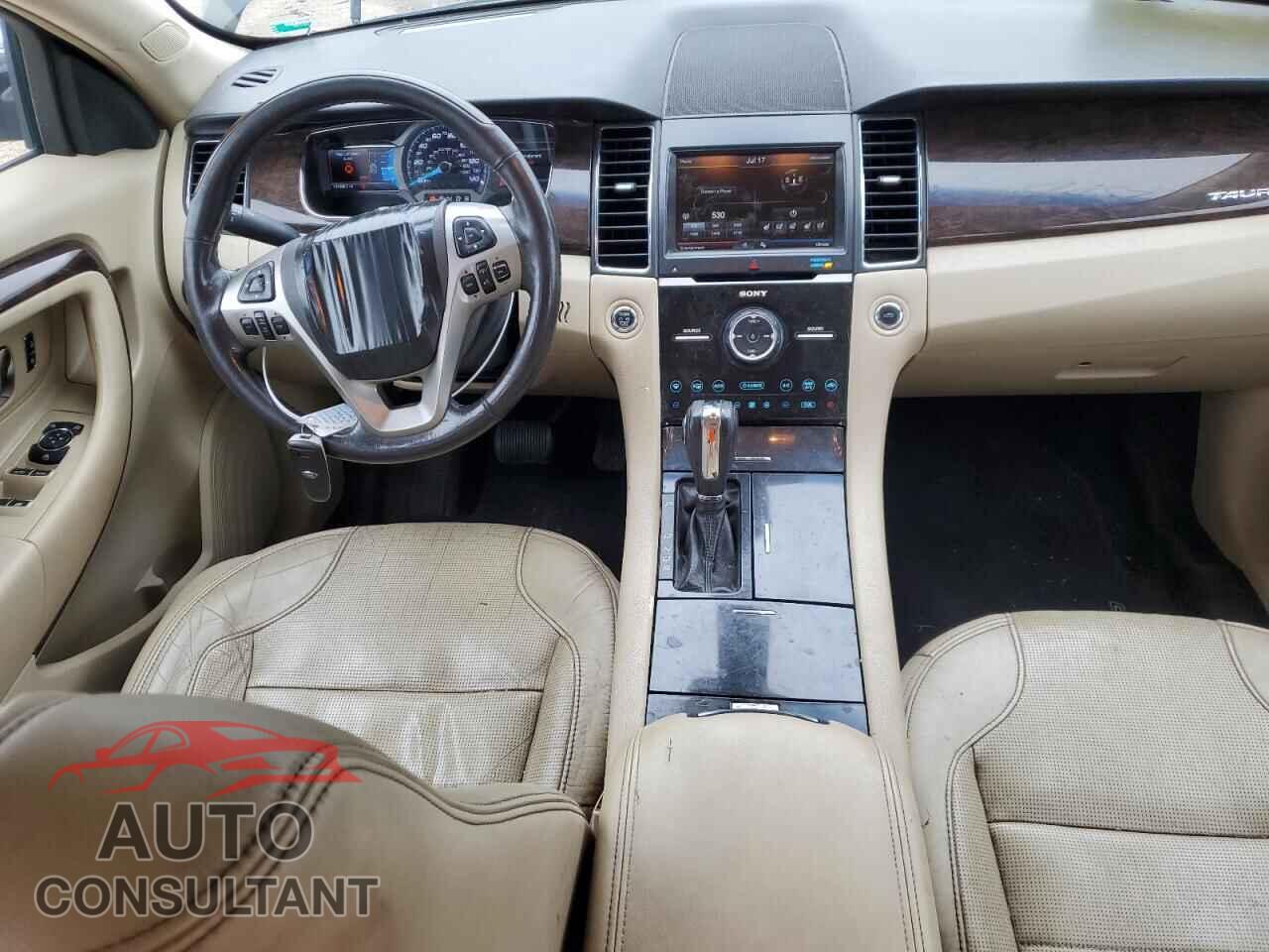 FORD TAURUS 2015 - 1FAHP2F82FG100601