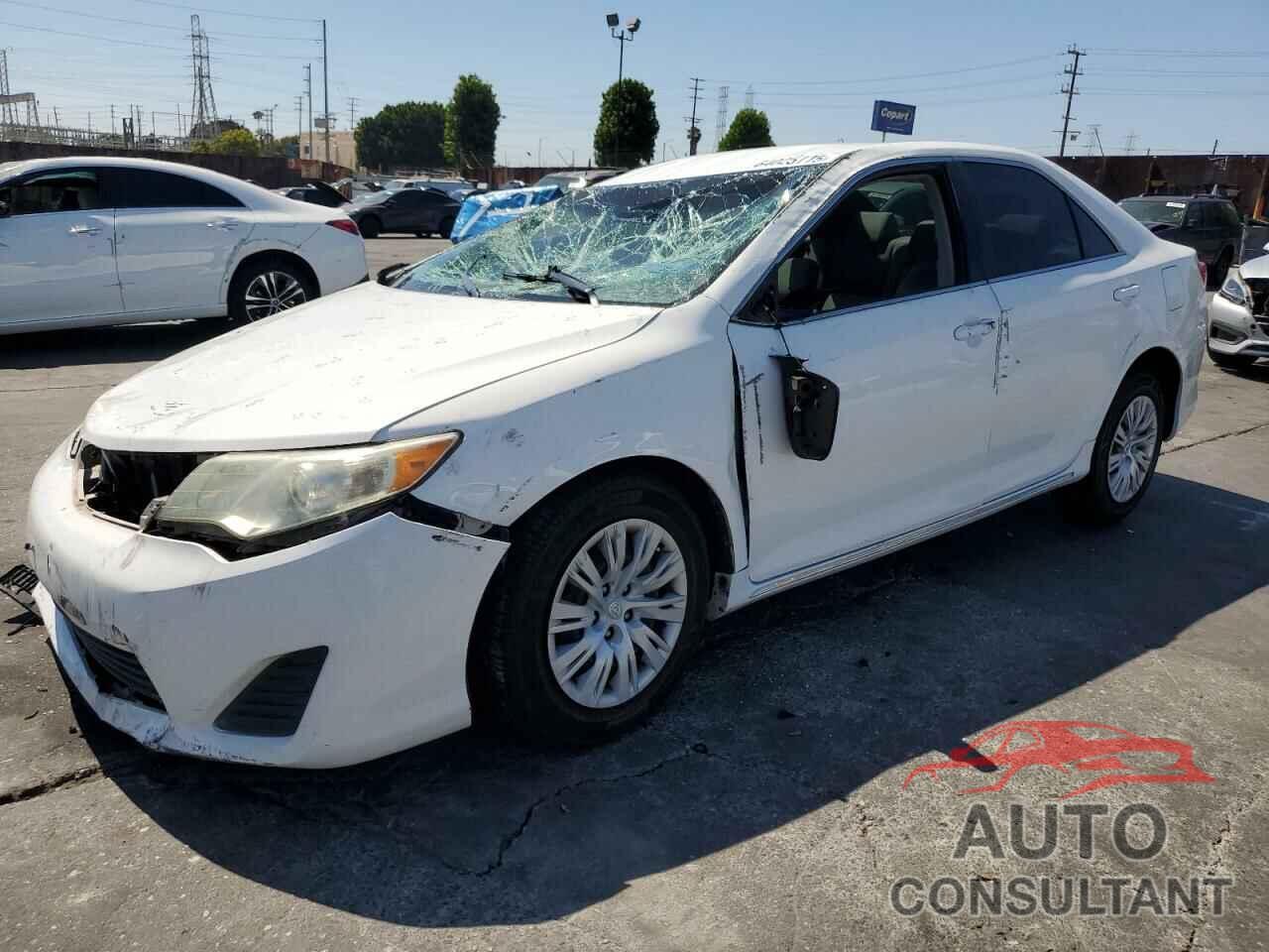 TOYOTA CAMRY 2014 - 4T4BF1FK7ER440899