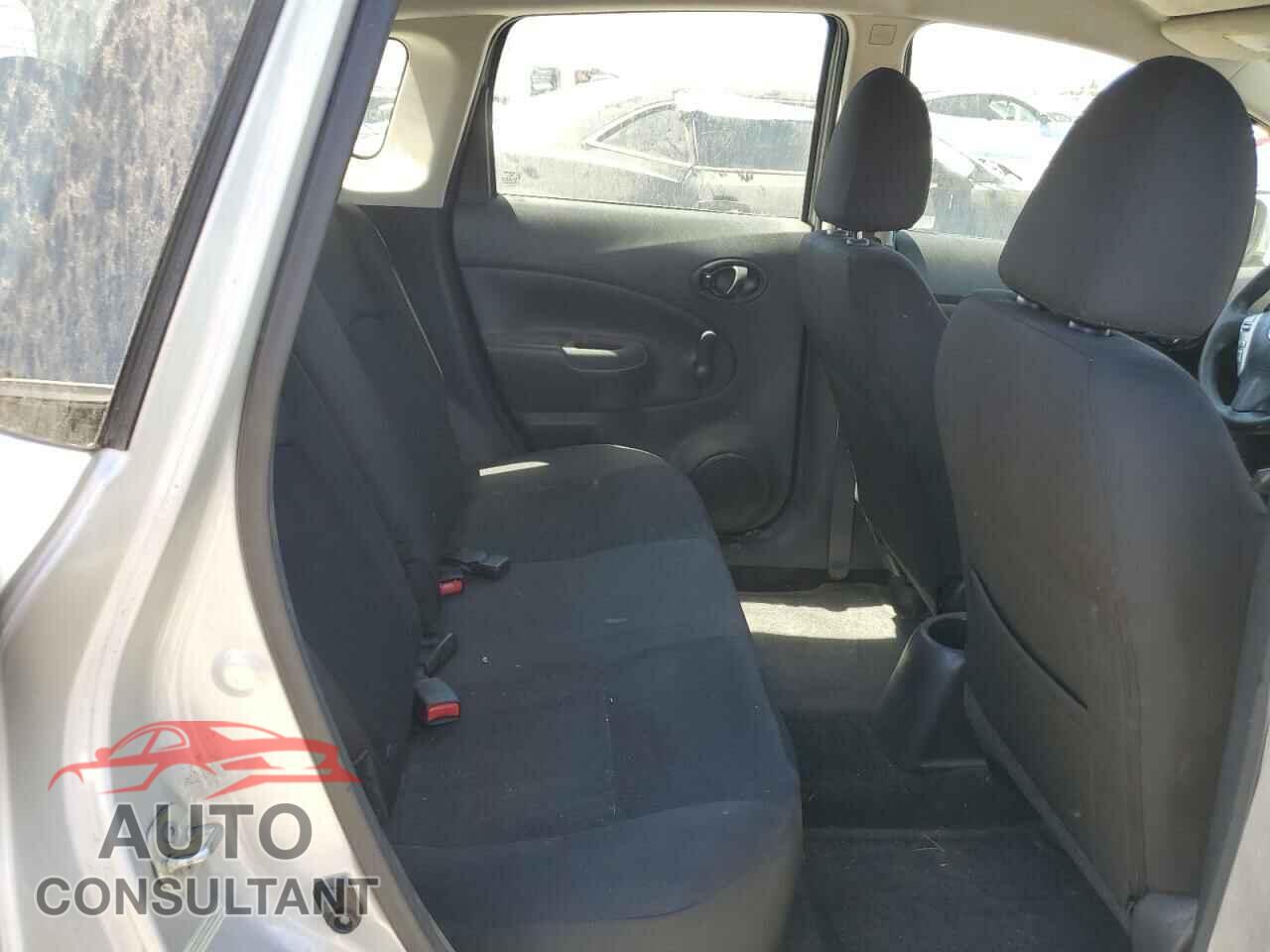 NISSAN VERSA 2017 - 3N1CE2CP3HL373540