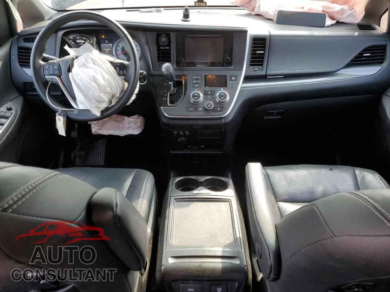 TOYOTA SIENNA 2017 - 5TDXZ3DC6HS865896