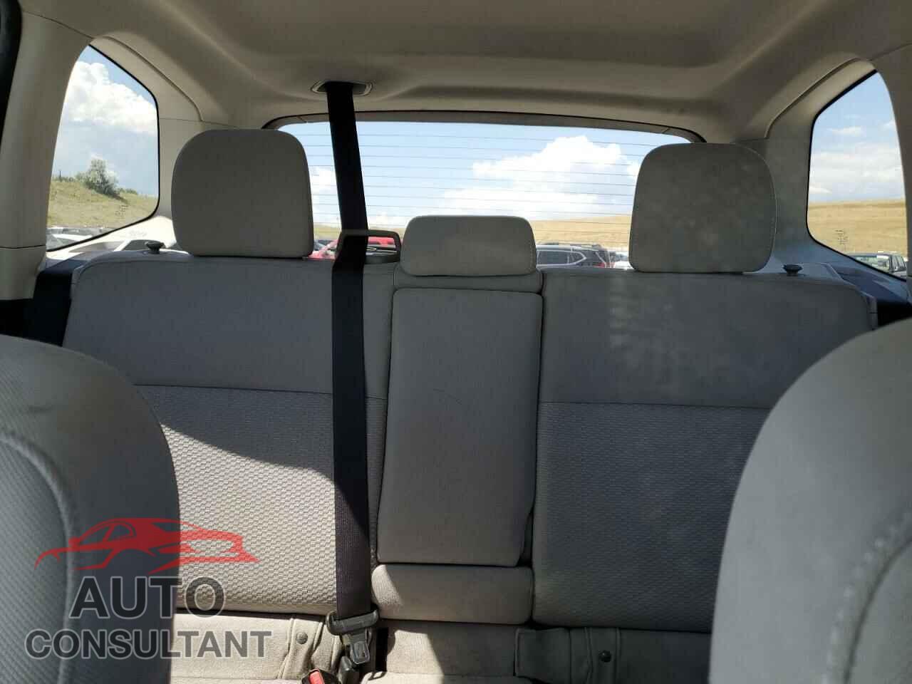 SUBARU FORESTER 2015 - JF2SJAFC8FH811621
