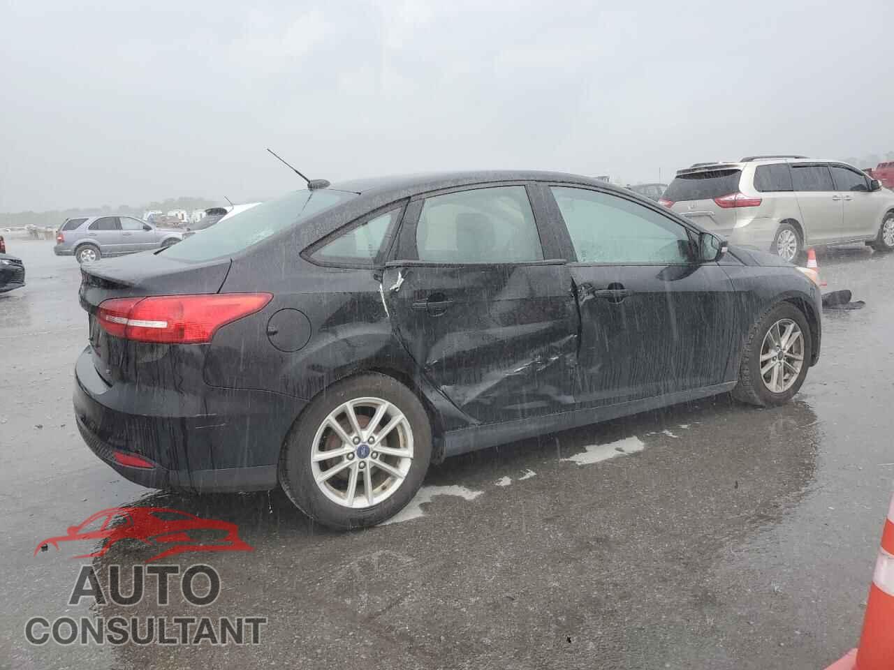 FORD FOCUS 2017 - 1FADP3F27HL251587