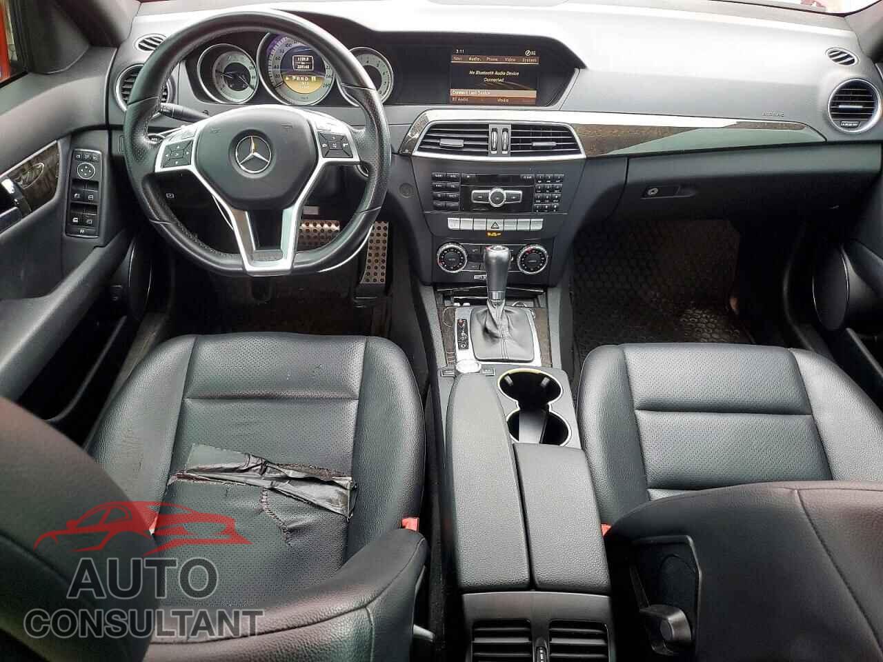 MERCEDES-BENZ C-CLASS 2012 - WDDGF8FB7CA689754