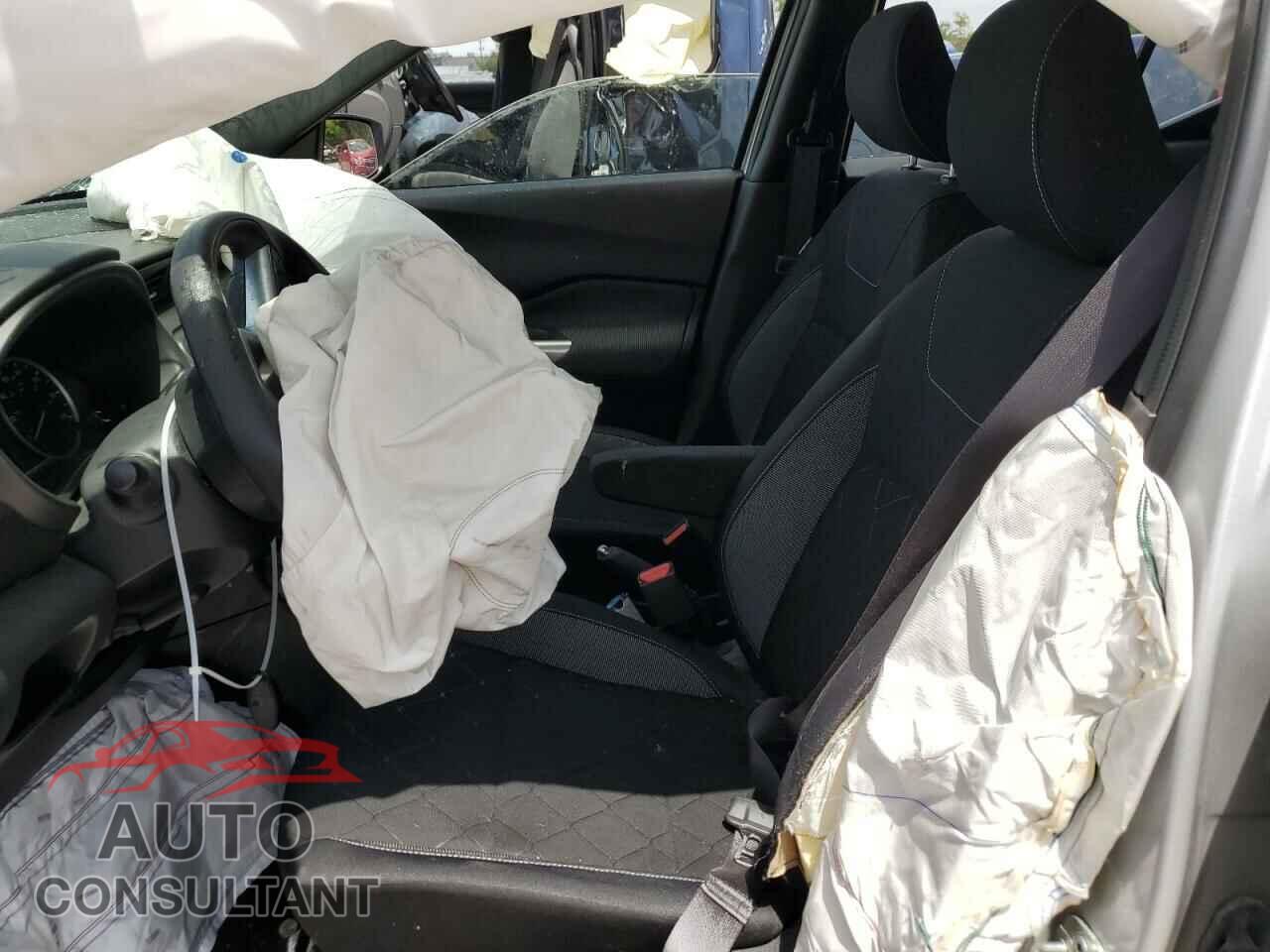 NISSAN KICKS 2019 - 3N1CP5CU3KL507942