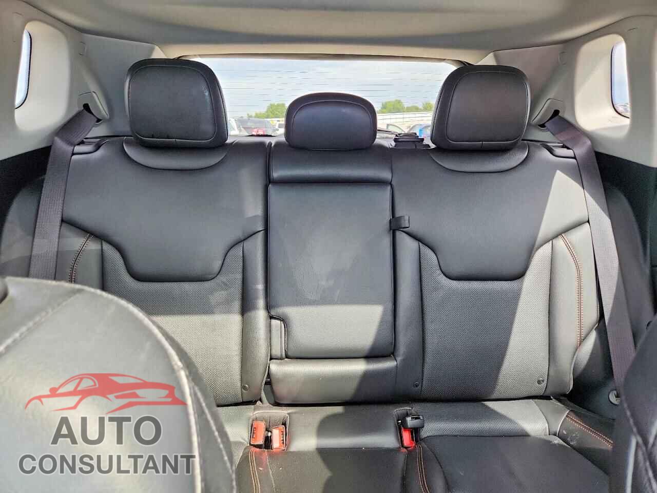 JEEP COMPASS 2021 - 3C4NJDCB5MT596058