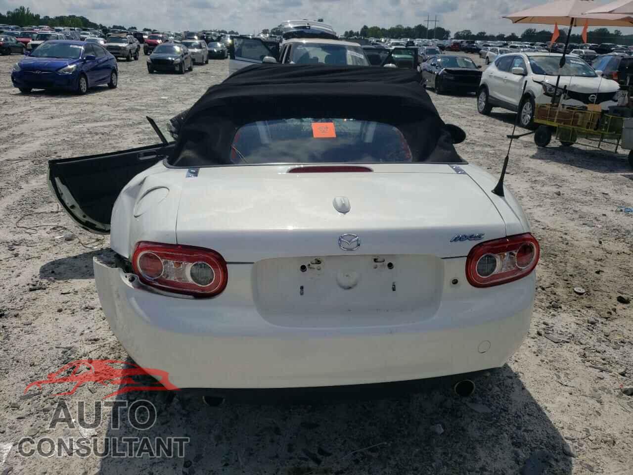 MAZDA MX5 2015 - JM1NC2NFXF0240218