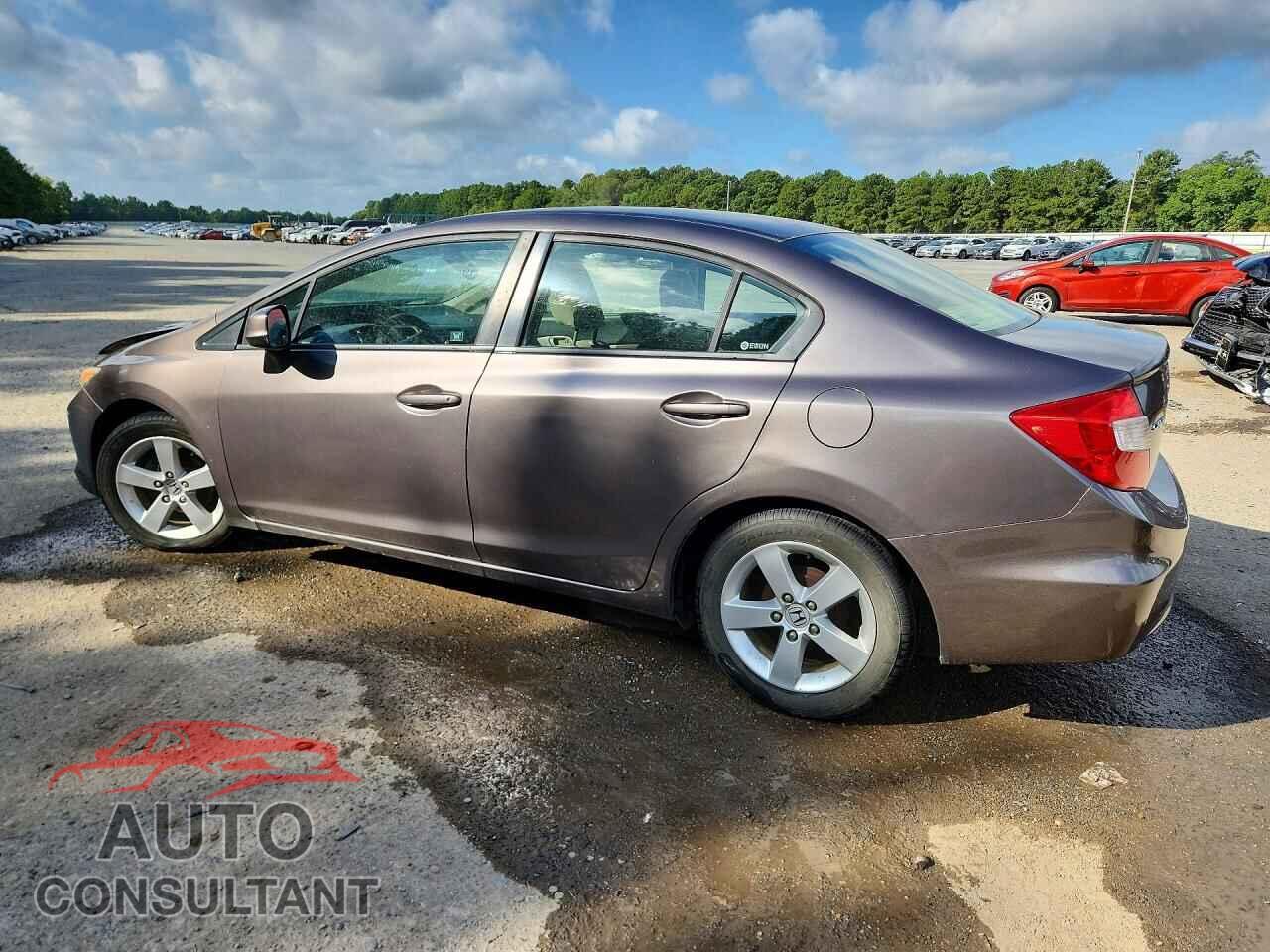 HONDA CIVIC 2012 - 2HGFB2F56CH566216