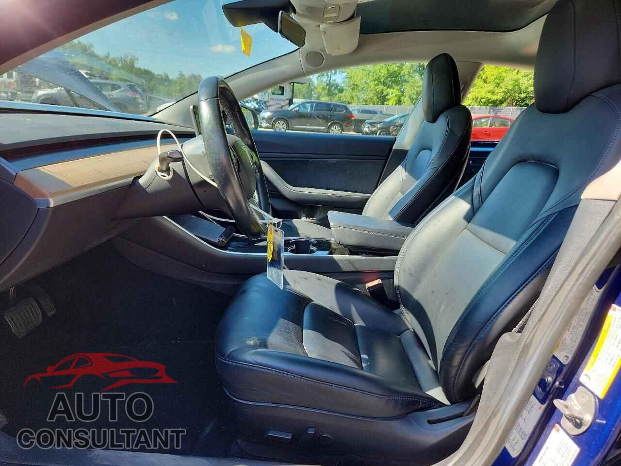 TESLA MODEL 3 2018 - 5YJ3E1EA5JF033391