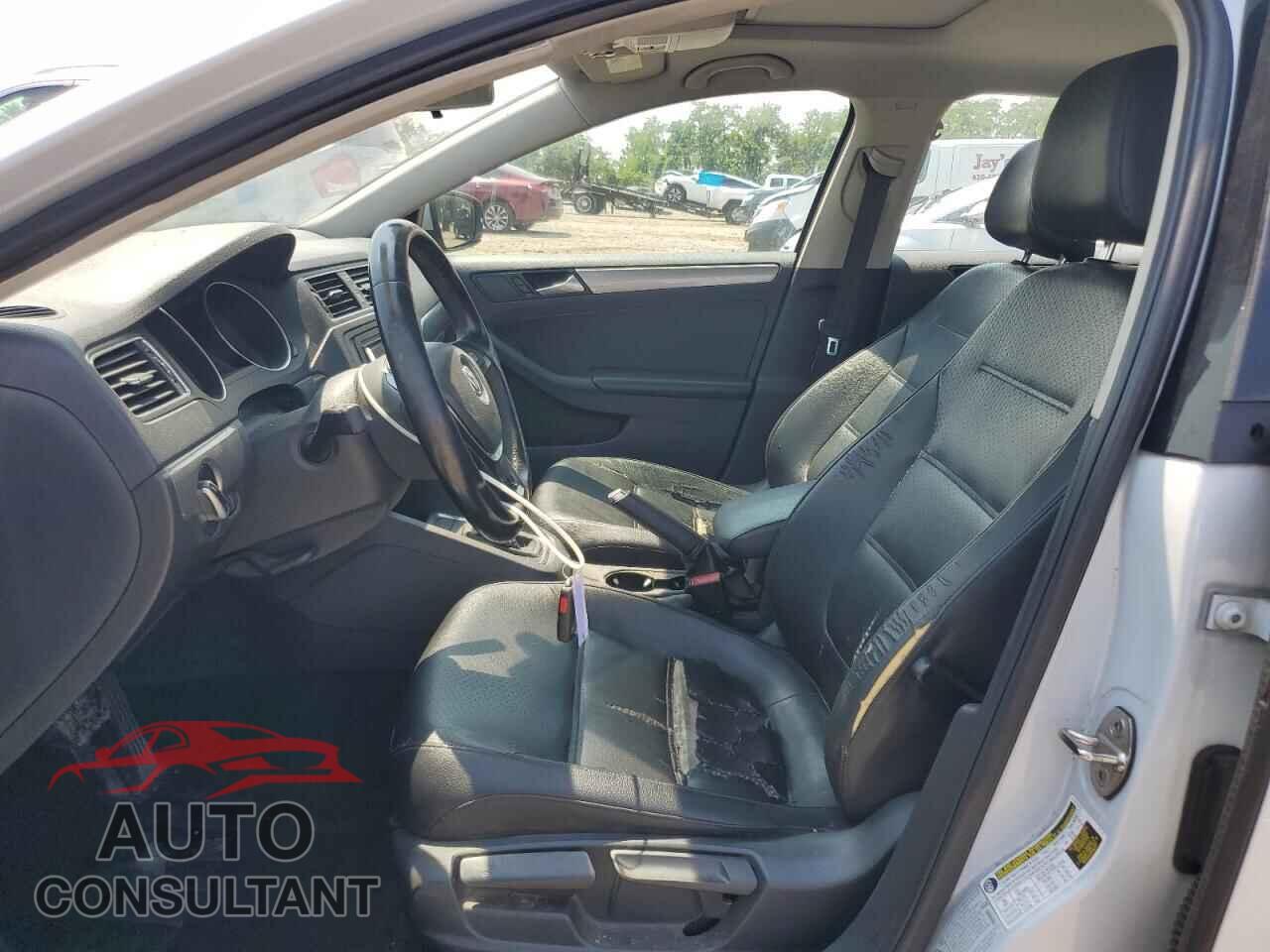 VOLKSWAGEN JETTA 2017 - 3VWDB7AJ0HM264689