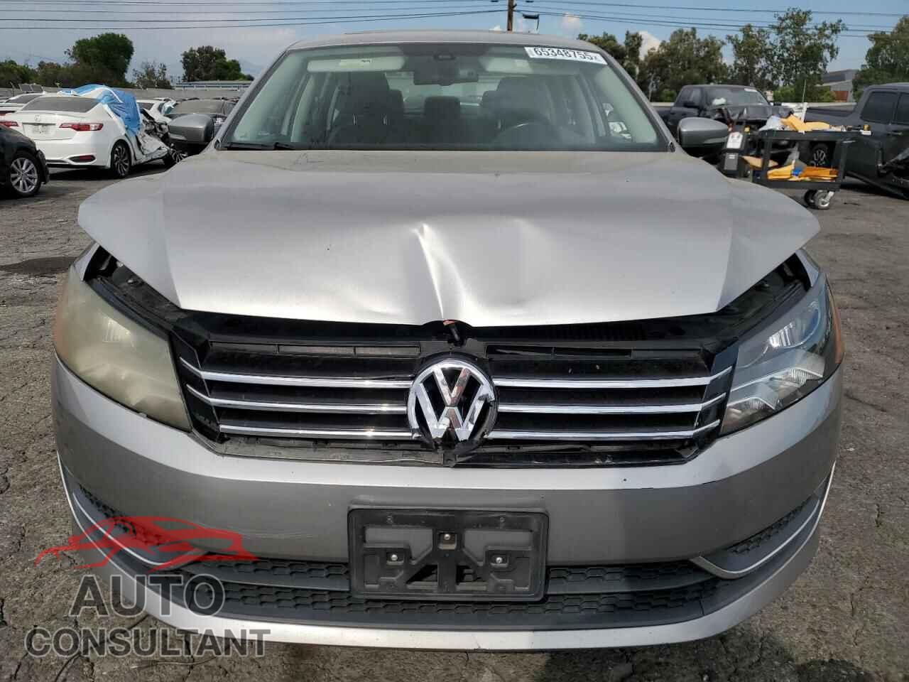 VOLKSWAGEN PASSAT 2013 - 1VWBP7A30DC046466