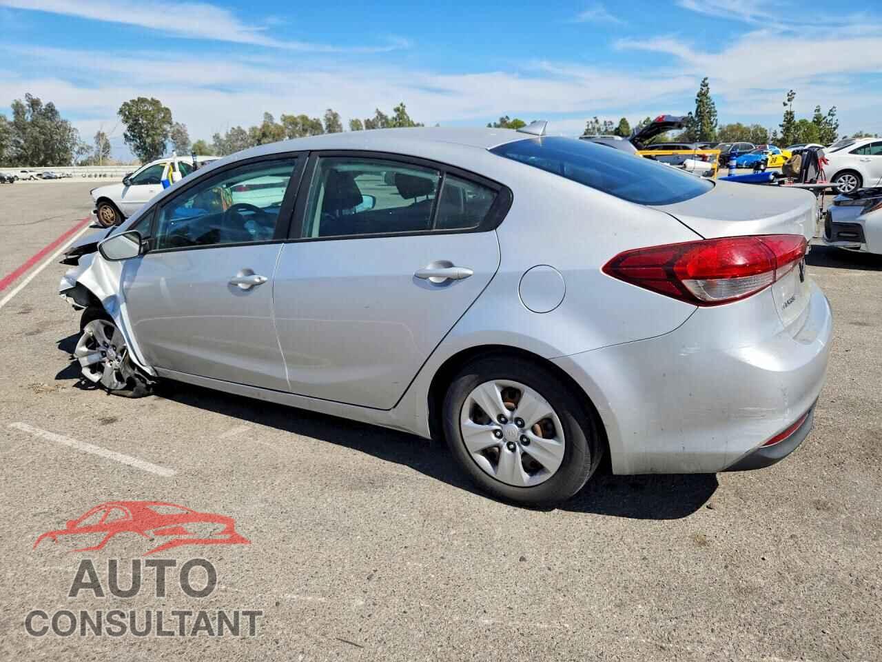 KIA FORTE 2017 - 3KPFK4A77HE028775