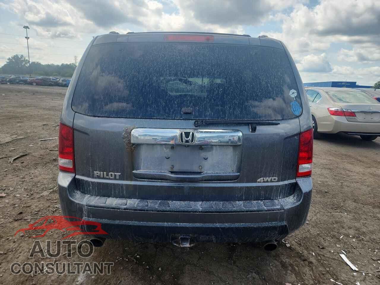 HONDA PILOT 2011 - 5FNYF4H5XBB083773