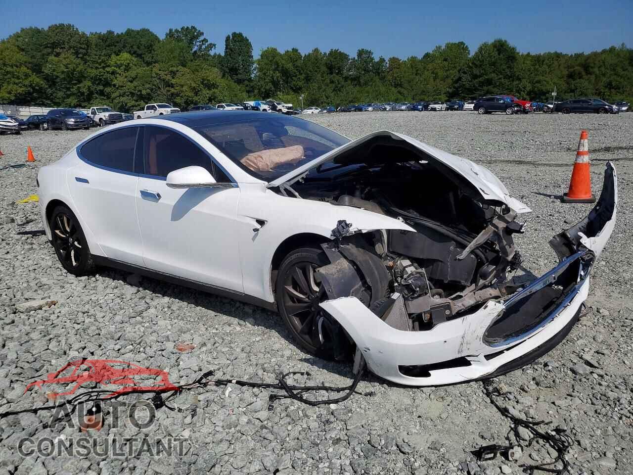 TESLA MODEL S 2014 - 5YJSA1H17EFP50948