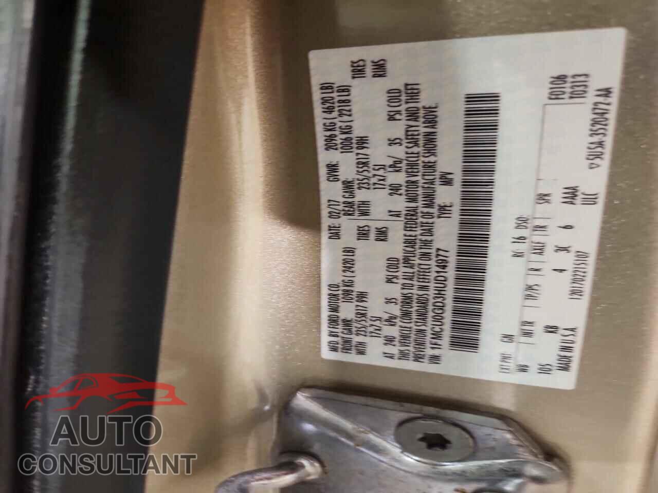 FORD ESCAPE 2017 - 1FMCU0GD3HUD14977
