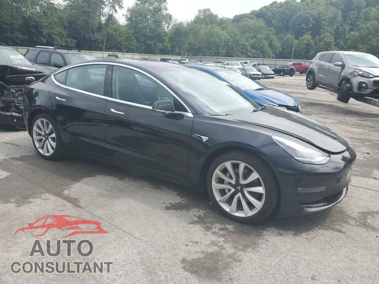 TESLA MODEL 3 2018 - 5YJ3E1EAXJF049747