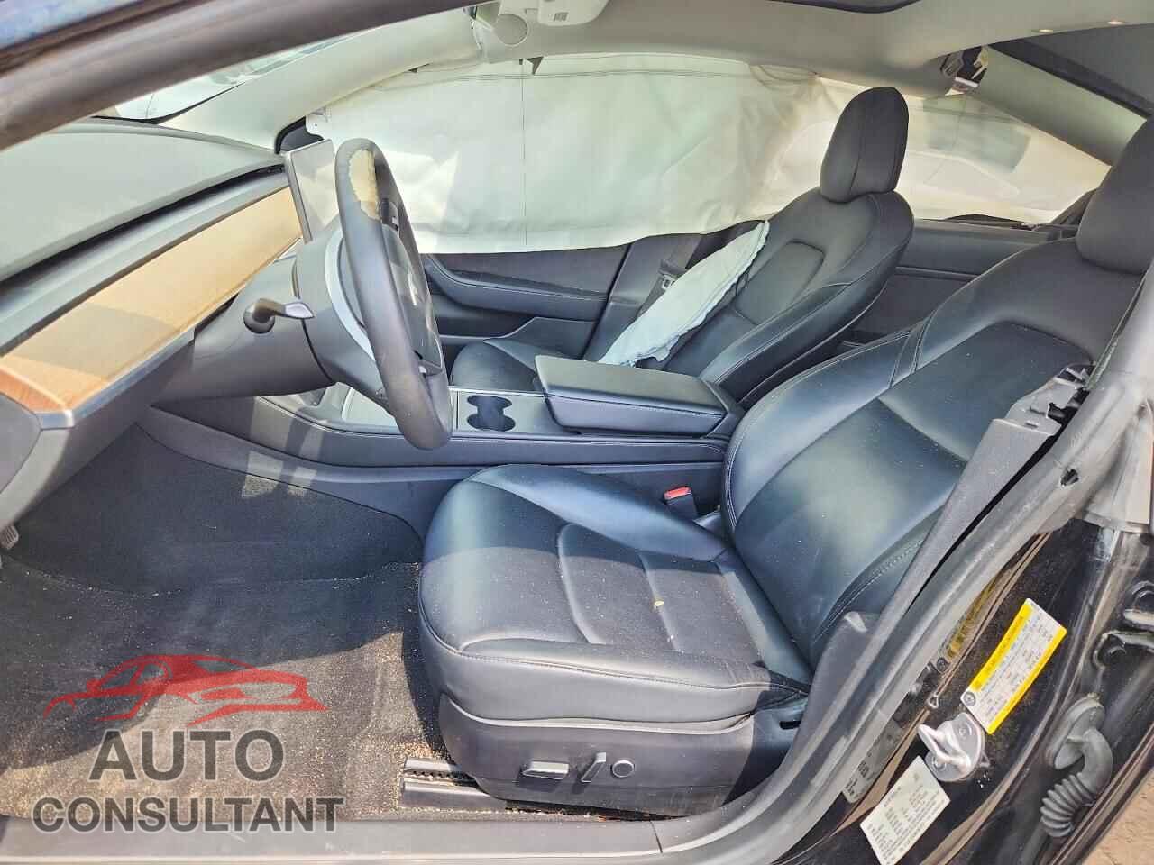 TESLA MODEL 3 2021 - 5YJ3E1EB4MF961013