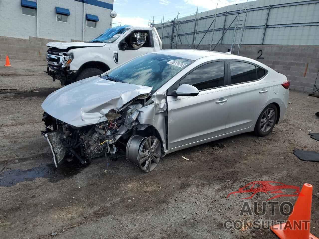 HYUNDAI ELANTRA 2018 - 5NPD84LF7JH268274