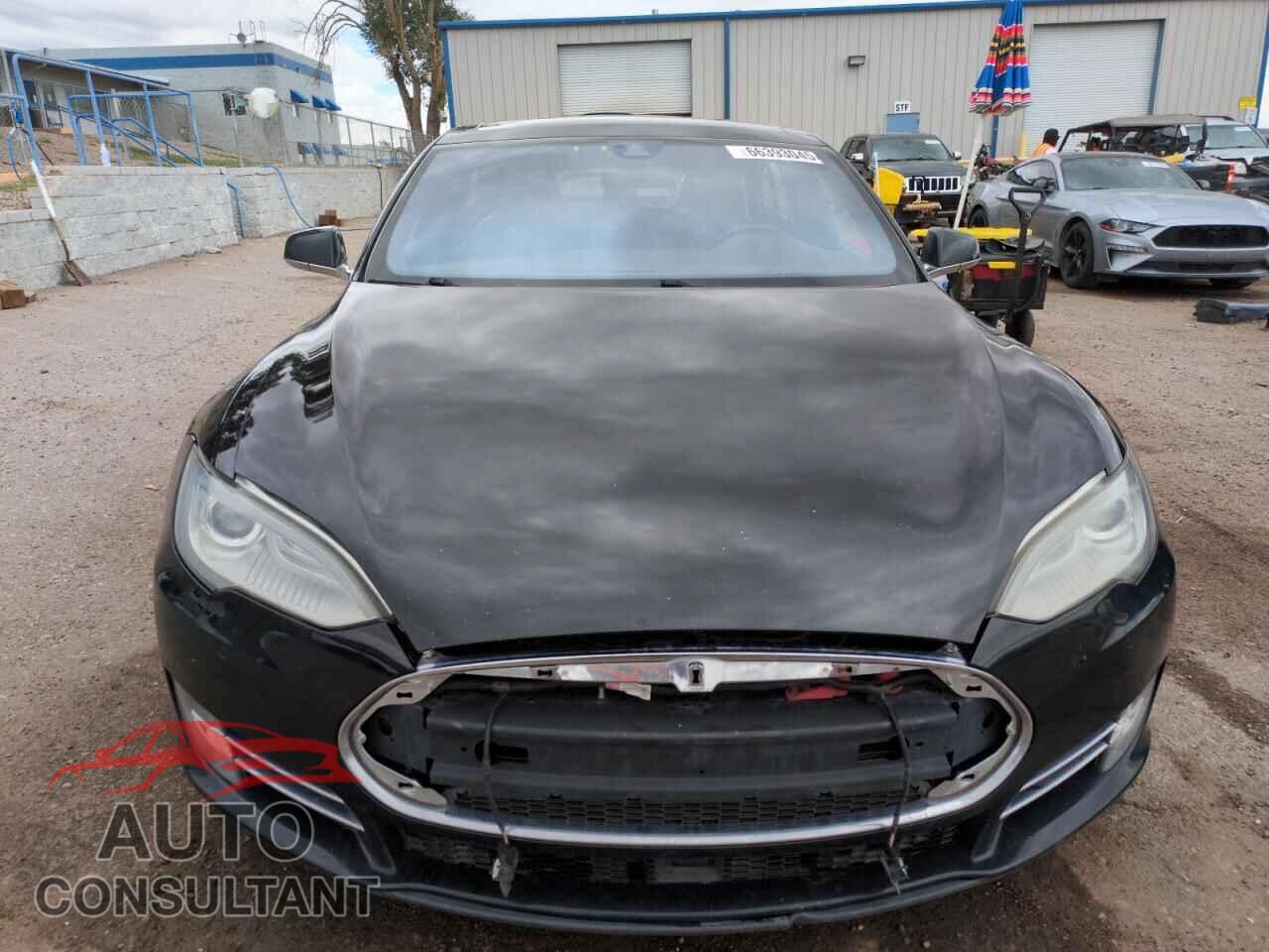 TESLA MODEL S 2015 - 5YJSA1H25FF084019
