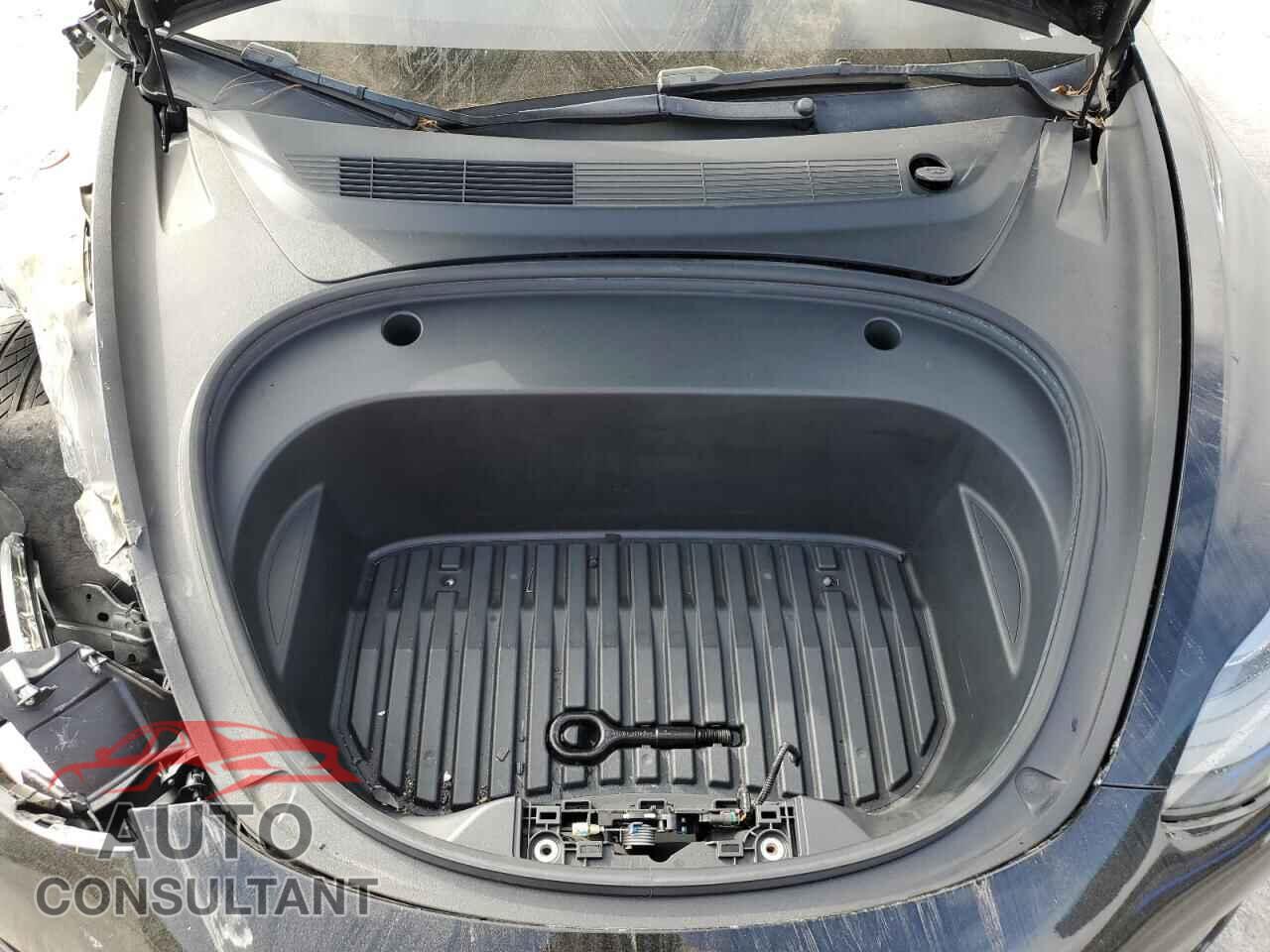 TESLA MODEL 3 2021 - 5YJ3E1EA4MF089374