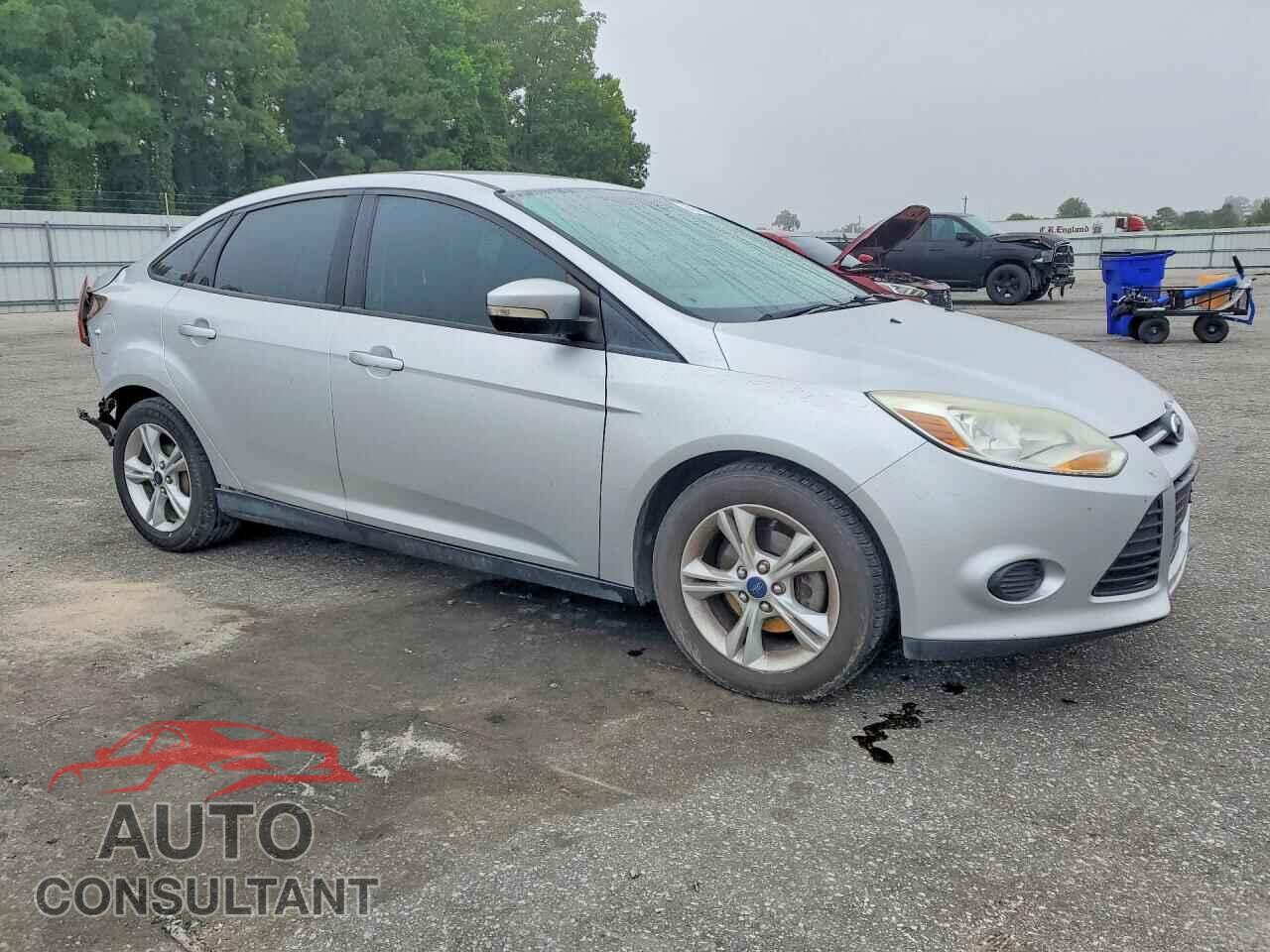 FORD FOCUS 2014 - 1FADP3F22EL414657