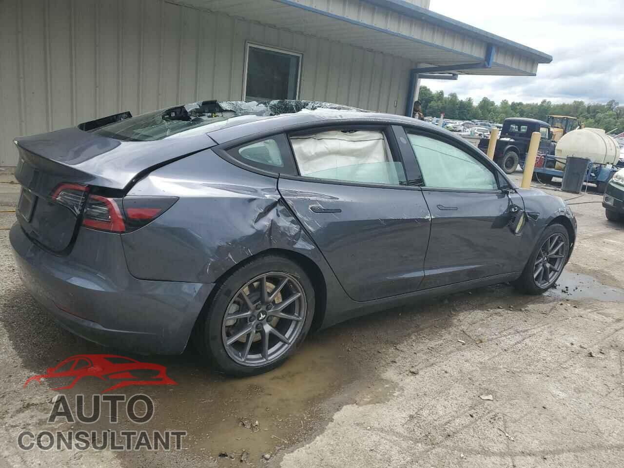 TESLA MODEL 3 2023 - 5YJ3E1EA3PF615921
