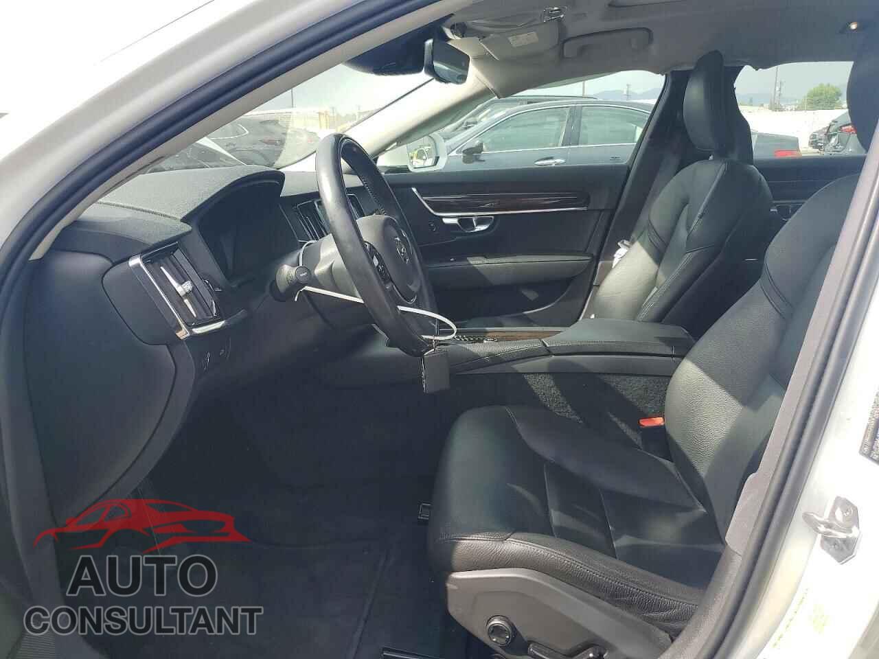 VOLVO S90 2018 - LVY982AK5JP030818