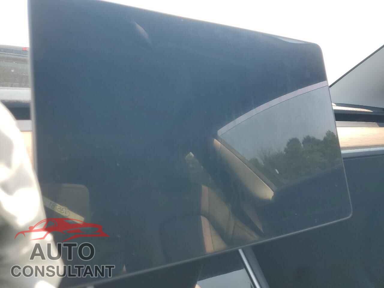 TESLA MODEL 3 2018 - 5YJ3E1EB1JF072956