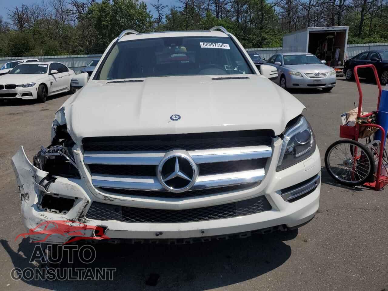 MERCEDES-BENZ GL-CLASS 2013 - 4JGDF7CE2DA134892