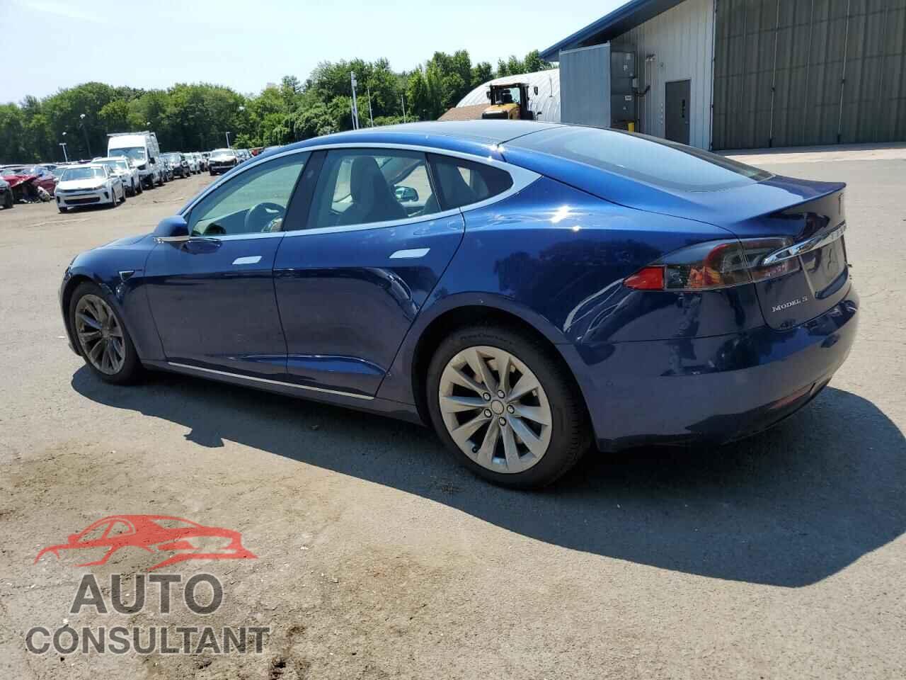 TESLA MODEL S 2017 - 5YJSA1E27HF211022