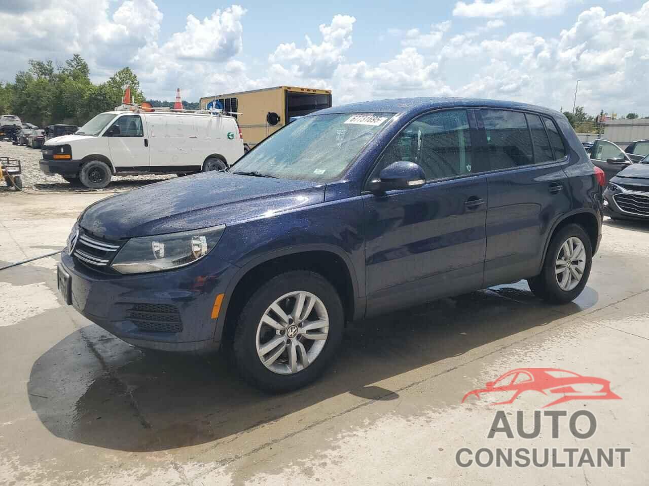 VOLKSWAGEN TIGUAN 2012 - WVGAV7AX8CW565037