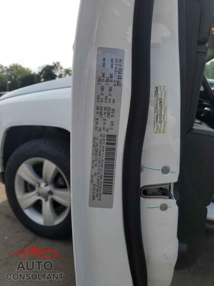 JEEP COMPASS 2017 - 1C4NJDEB6HD212152