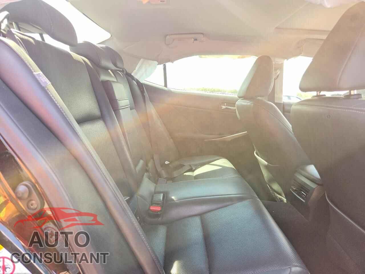 LEXUS IS 2015 - JTHBF1D29F5073113