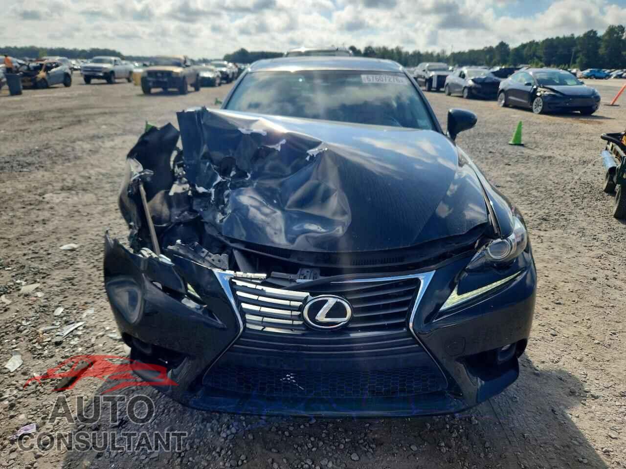 LEXUS IS 2016 - JTHBA1D25G5019498
