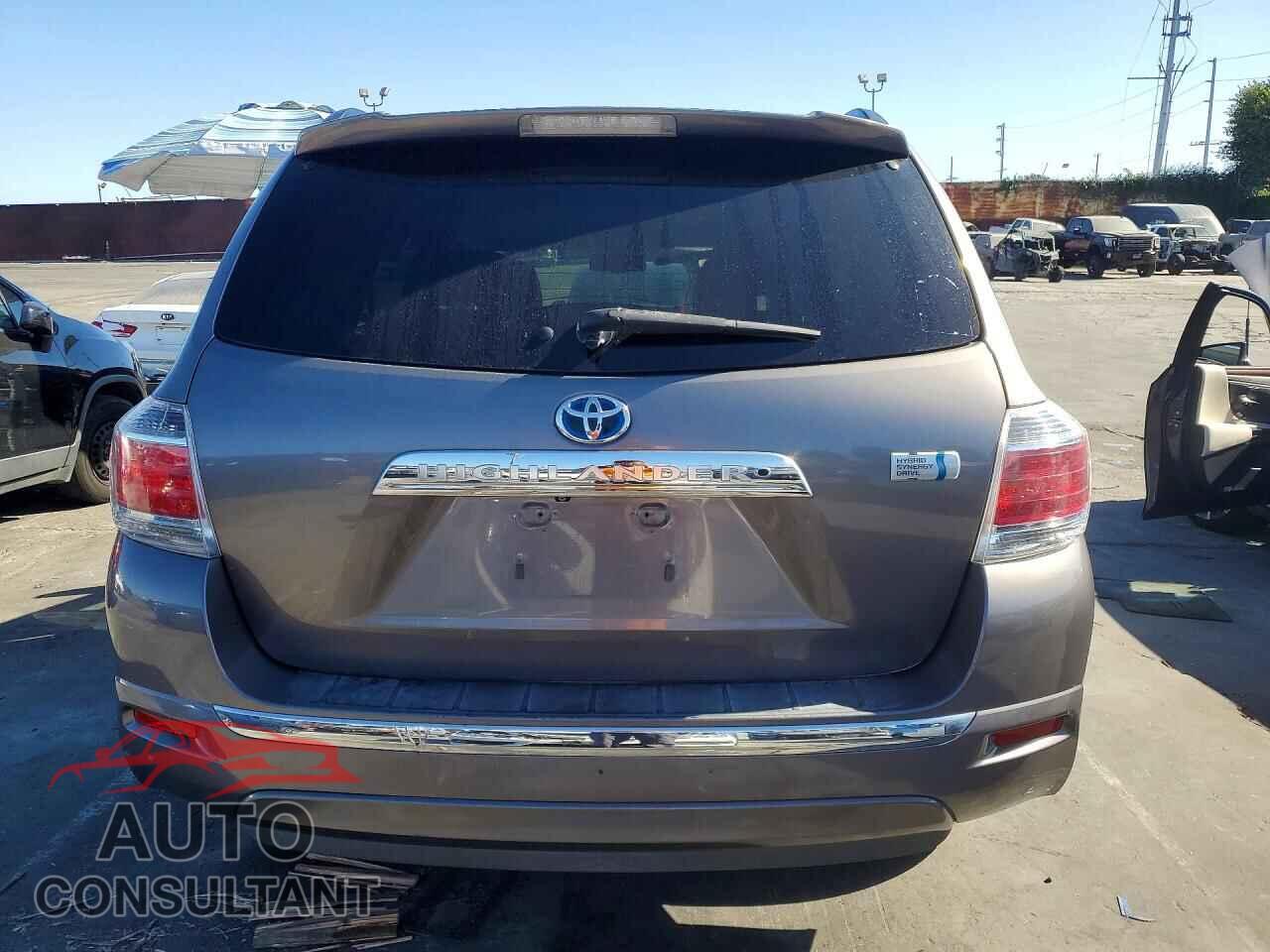 TOYOTA HIGHLANDER 2013 - JTEBC3EH4D2017261