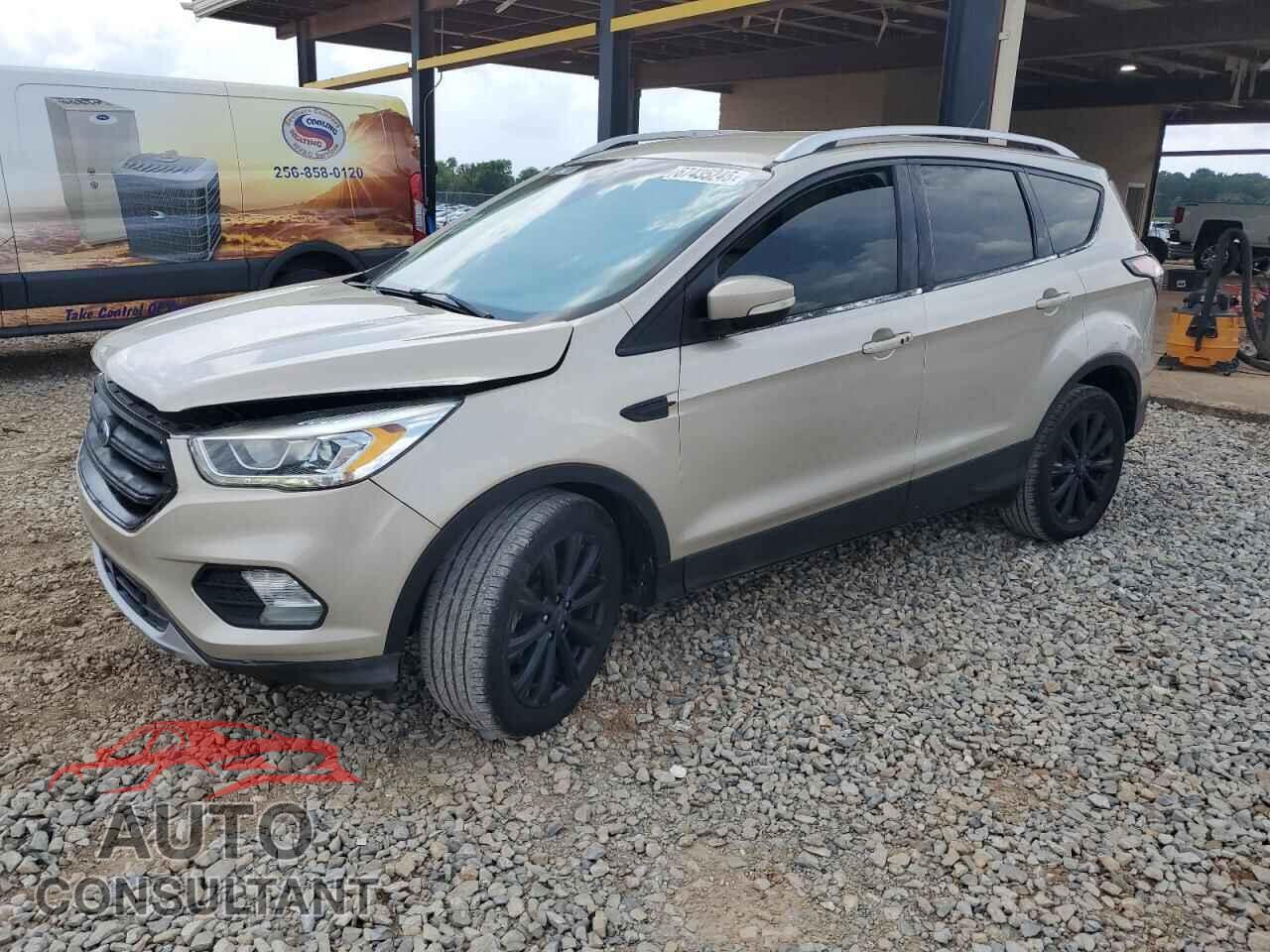 FORD ESCAPE 2017 - 1FMCU0JD8HUD81986