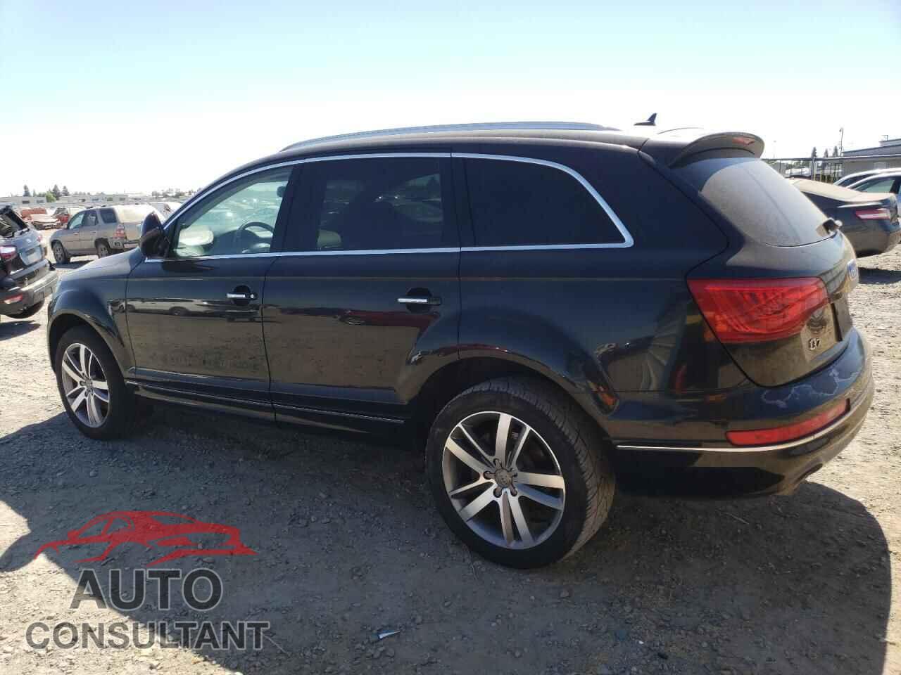 AUDI Q7 2011 - WA1LMAFE6BD008037