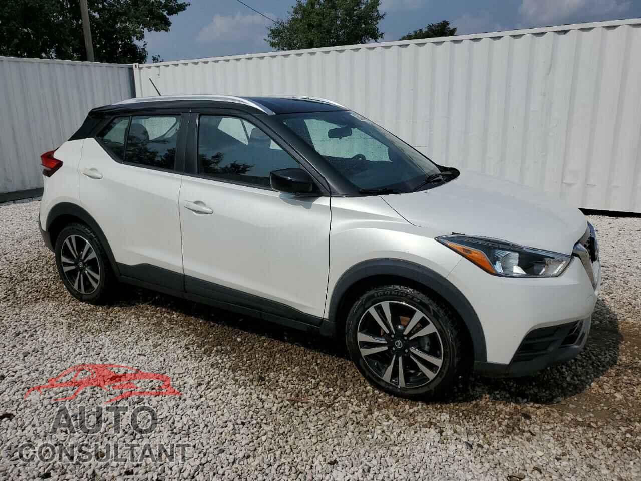 NISSAN KICKS 2020 - 3N1CP5CV0LL526331