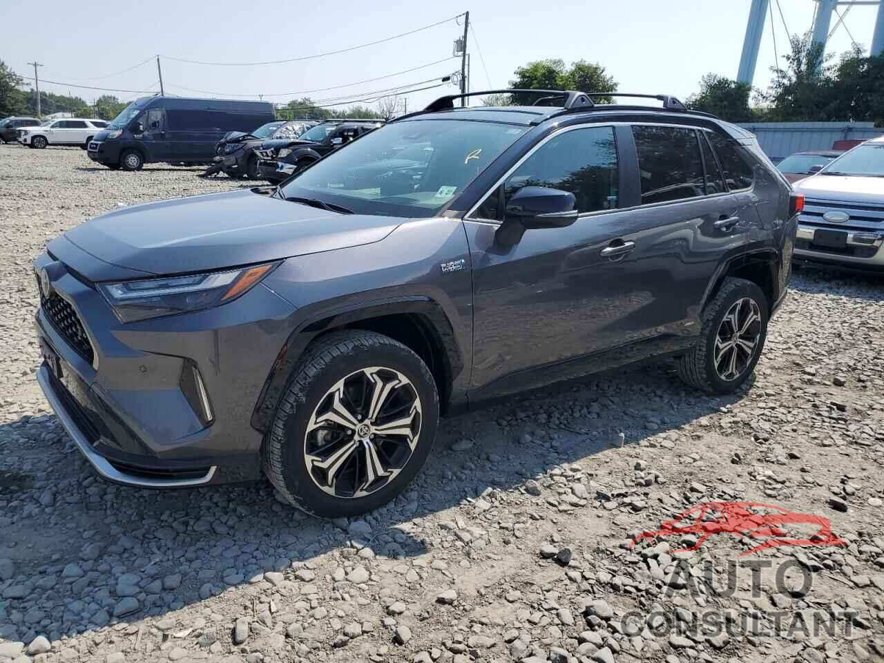 TOYOTA RAV4 2022 - JTMFB3FV0ND094017