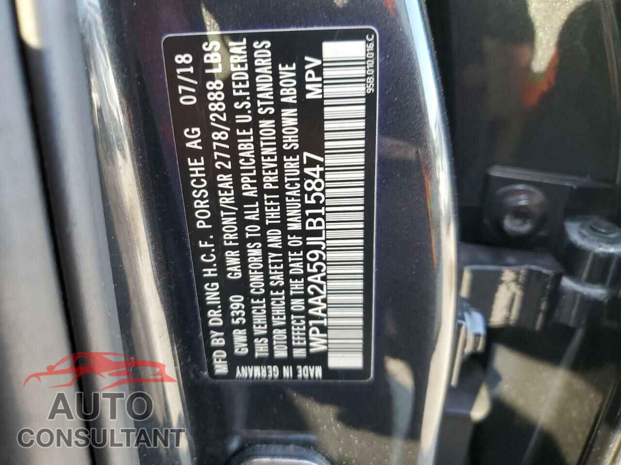 PORSCHE MACAN 2018 - WP1AA2A59JLB15847