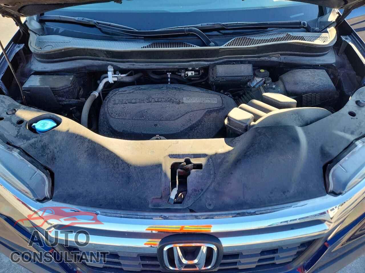 HONDA RIDGELINE 2018 - 5FPYK3F52JB011979